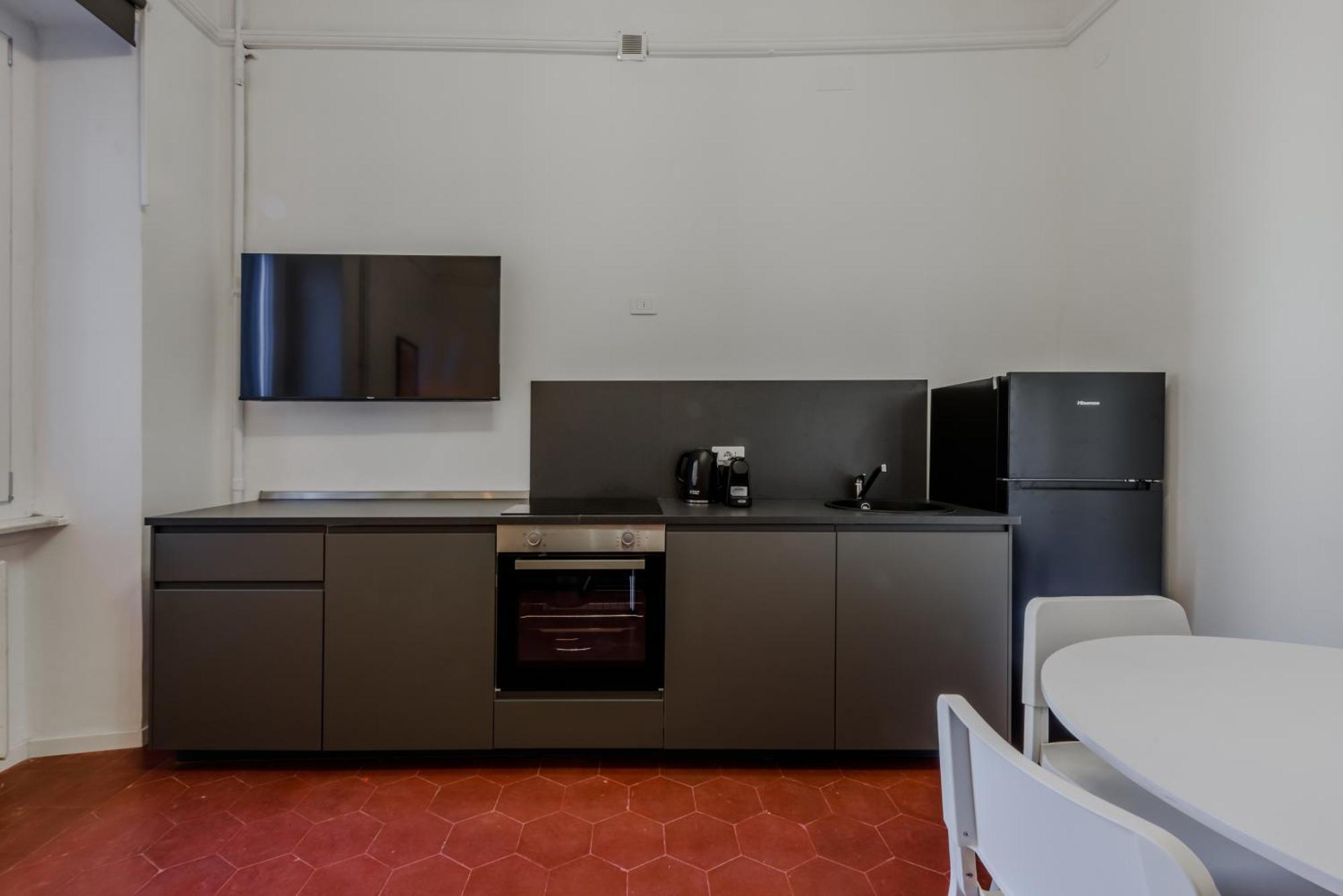 New And Functional Apartments Near The Metro Милано Екстериор снимка